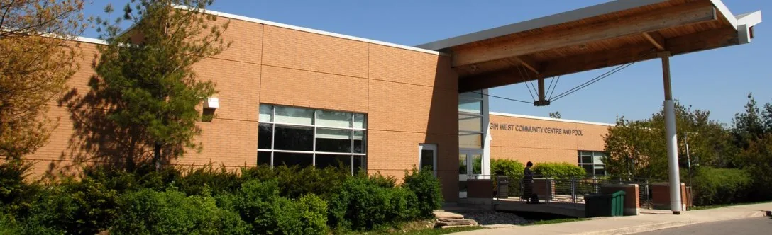 Building exterior of Elgin West Community Centre and Pool