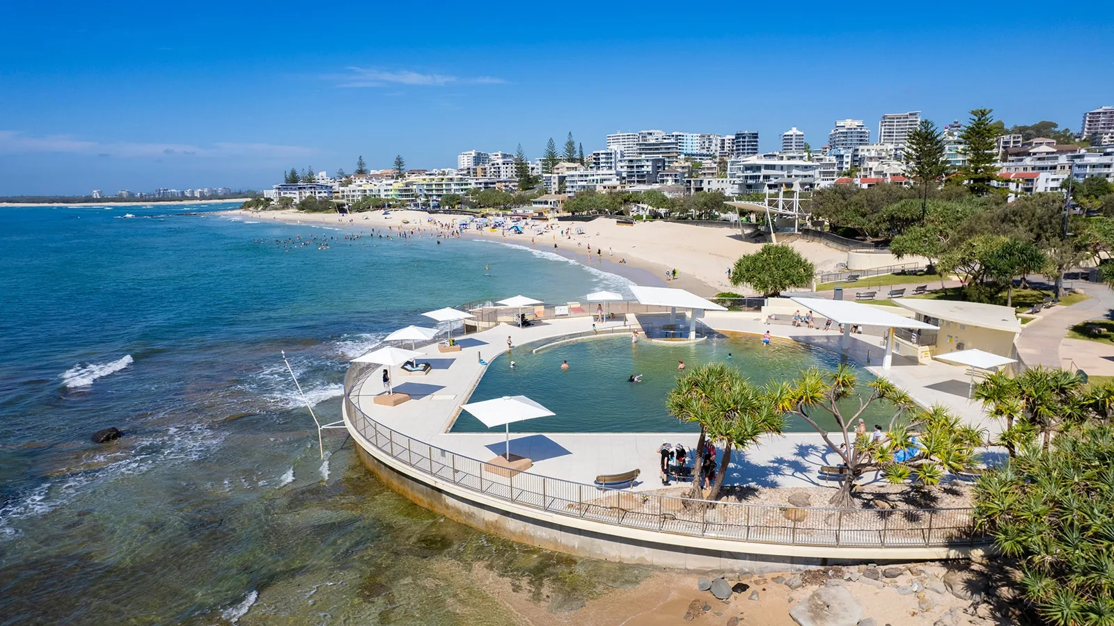 Kings Beach Ocean Pool on the rocks at Kings Beach